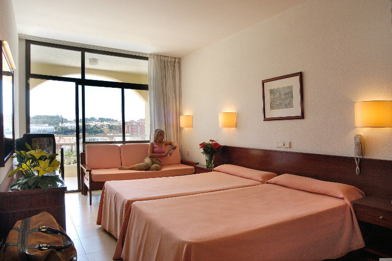 Evenia Olympic Garden Hotell Lloret de Mar Rom bilde